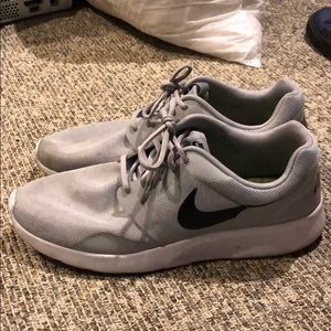 Men’s Nike shoes